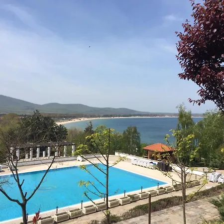 Santa Marina - Private 1-bedroom Sozopol
